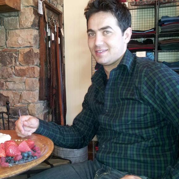 Meet your Posher, Tariq - Picture 1 of 1